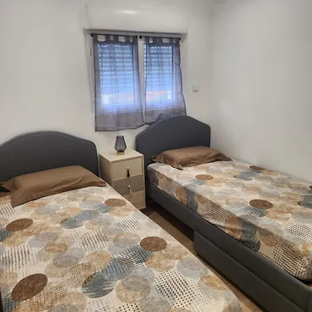 Zz - Wifi Fibre - Netflix, - Sejours Pro Apartment *